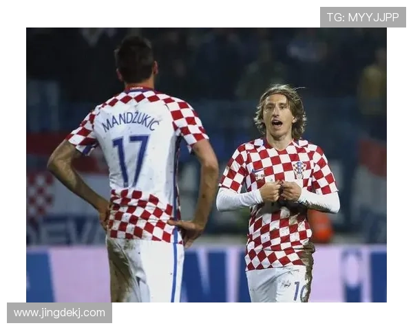 克罗地亚足球明星背后的号码故事与传奇成就解析