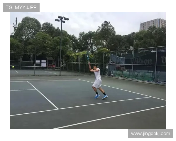 成都网球队以93分稳居大师赛积分榜首位展现强劲实力 成都网球队以93分稳居大师赛积分榜首位展现强劲实力